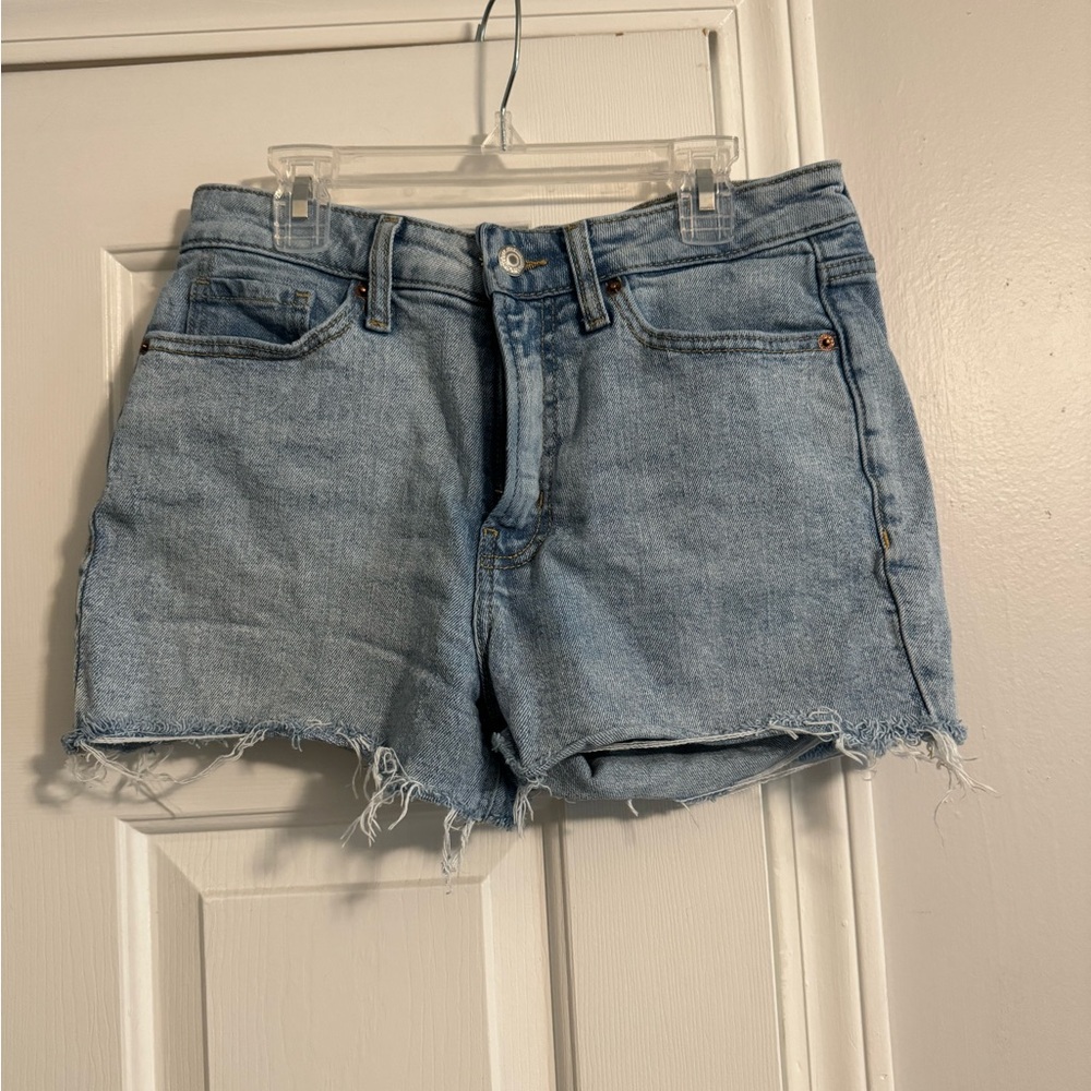 Women’s Old Navy Jean short size 6